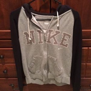 Nike sweatshirt